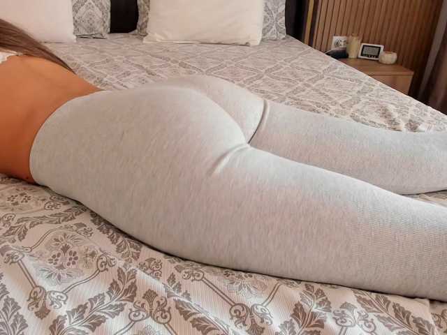 roses-dream live cam on BongaCams