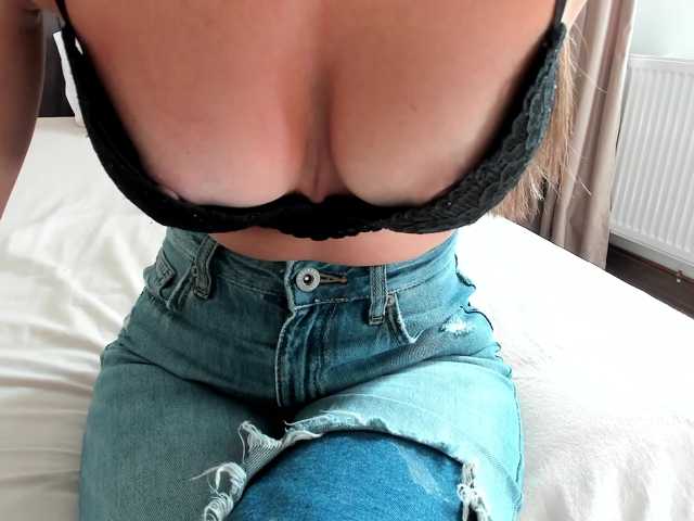 roses-dream live cam on BongaCams