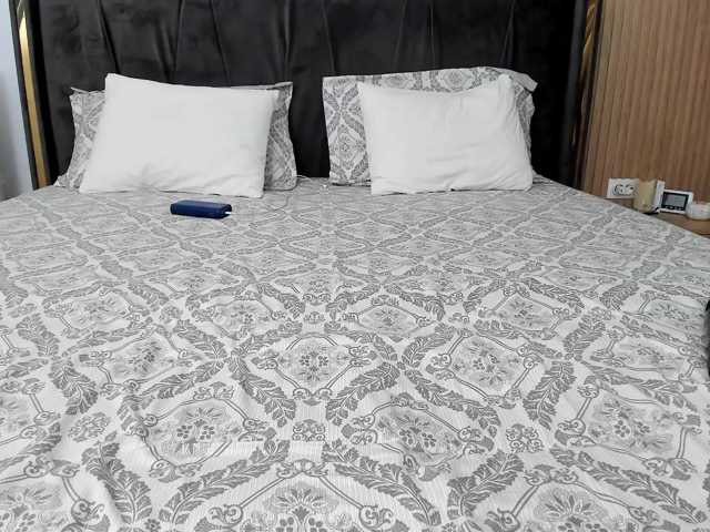 roses-dream live cam on BongaCams