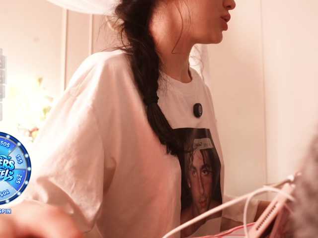 hor-neyJ0zy live cam