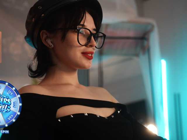 hor-neyJ0zy live cam on BongaCams