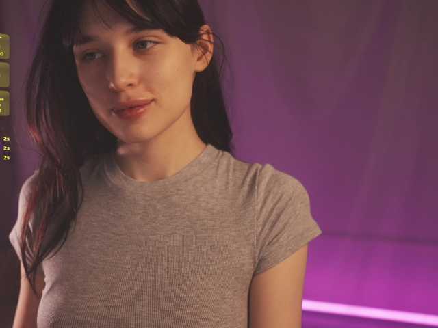 hor-neyJ0zy's BongaCams show and profile