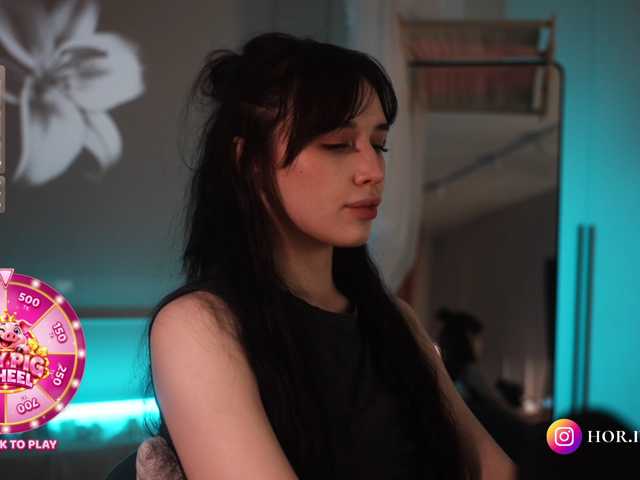 hor-neyJ0zy live cam on BongaCams