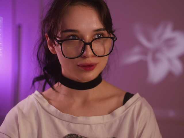 hor-neyJ0zy live cam on BongaCams