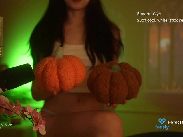 hor-neyJ0zy live cam on BongaCams