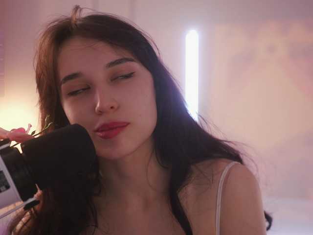 hor-neyJ0zy live cam on BongaCams