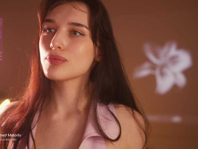 hor-neyJ0zy live cam on BongaCams