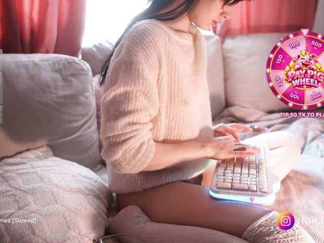 hor-neyJ0zy live cam on BongaCams
