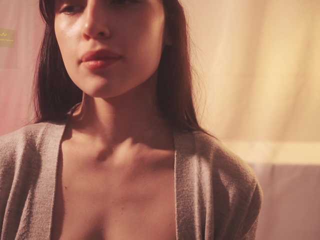 hor-neyJ0zy's BongaCams show and profile