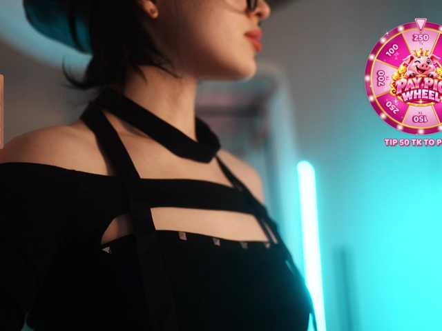 hor-neyJ0zy live cam on BongaCams