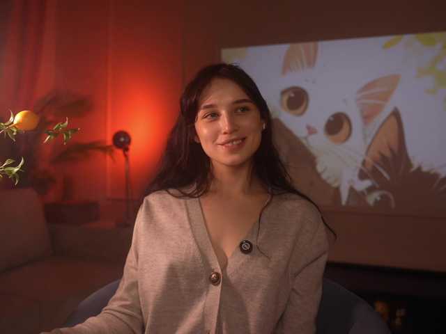 le modèle horneyJozy est en webcam porno dans un show sur le site bongacams, il possède les tags suivants: White/Caucasian,Brunette,Shaved