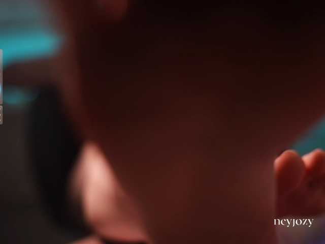 hor-neyJ0zy live cam on BongaCams