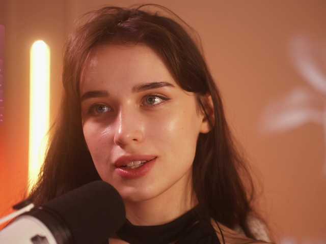 hor-neyJ0zy live cam on BongaCams