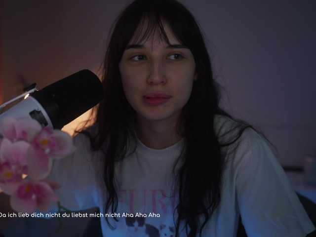 hor-neyJ0zy live cam on BongaCams