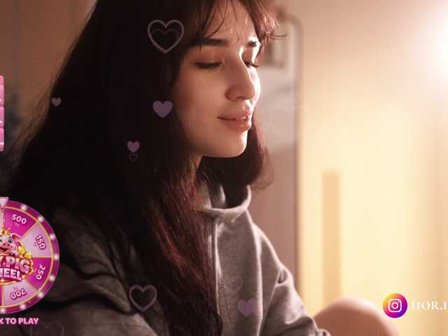 hor-neyJ0zy live cam on BongaCams