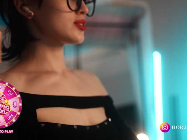 hor-neyJ0zy live cam on BongaCams