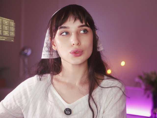 hor-neyJ0zy live cam on BongaCams