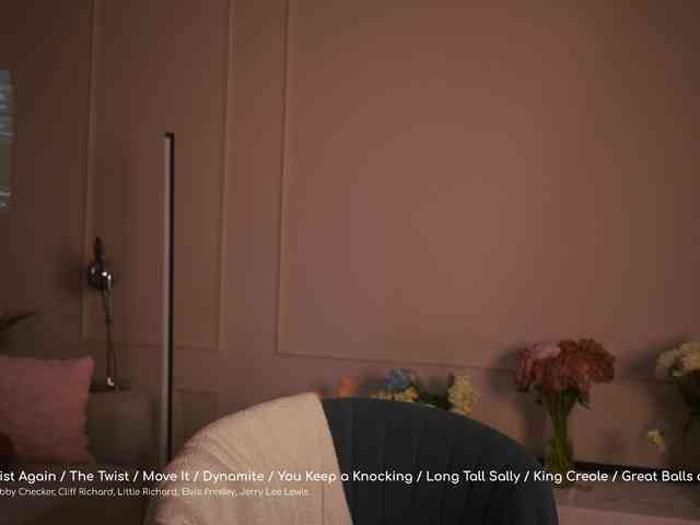 HorneyJozy webcam