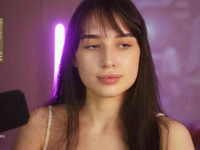 HorneyJozy webcam