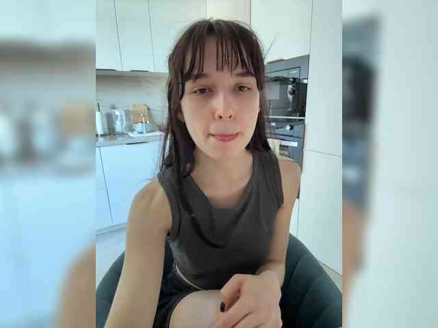 HorneyJozy webcam