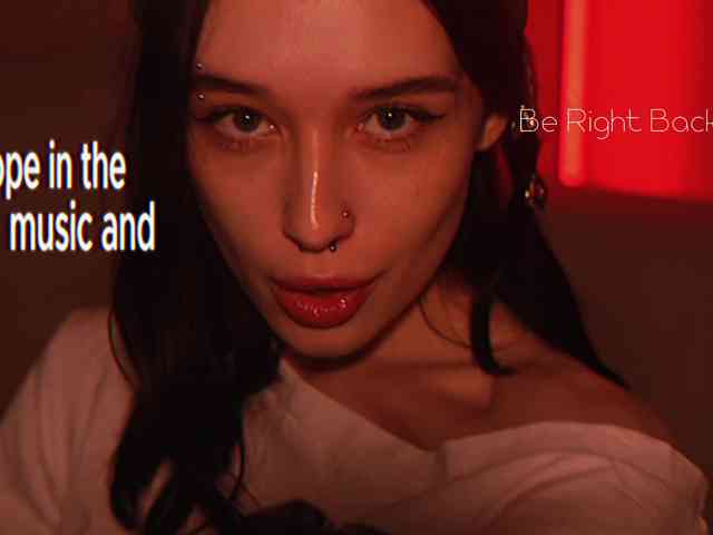 HorneyJozy webcam