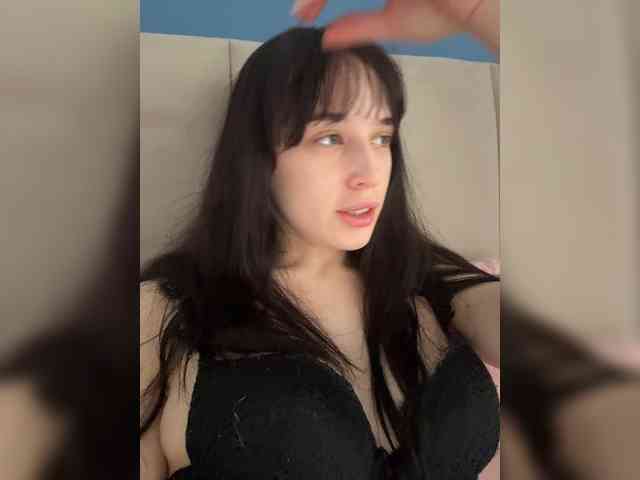 HorneyJozy webcam