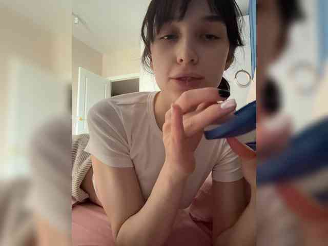 HorneyJozy webcam