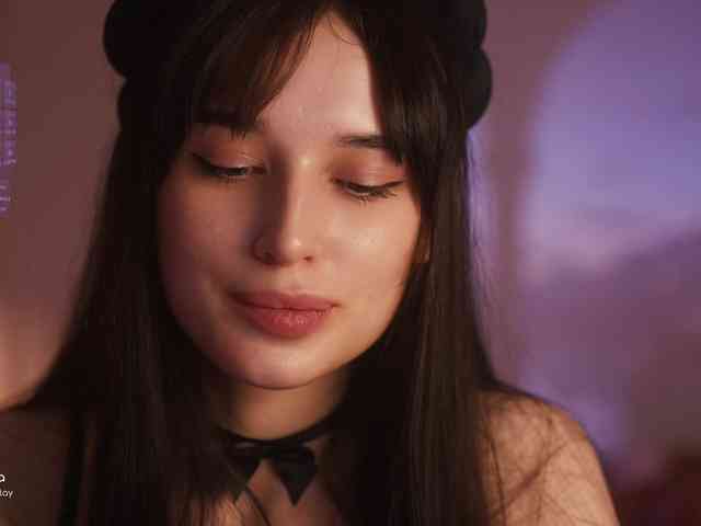 HorneyJozy webcam