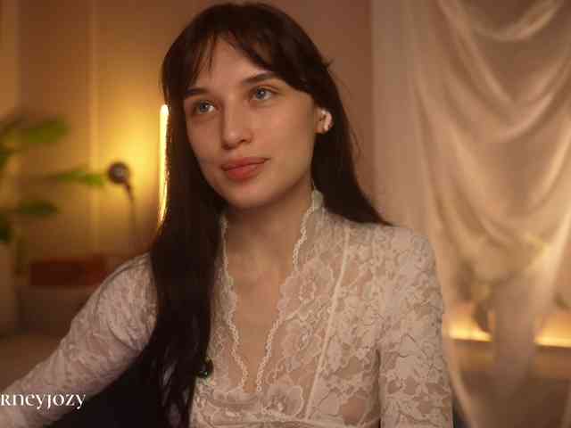 HorneyJozy webcam