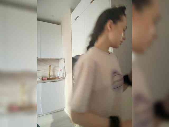 HorneyJozy webcam