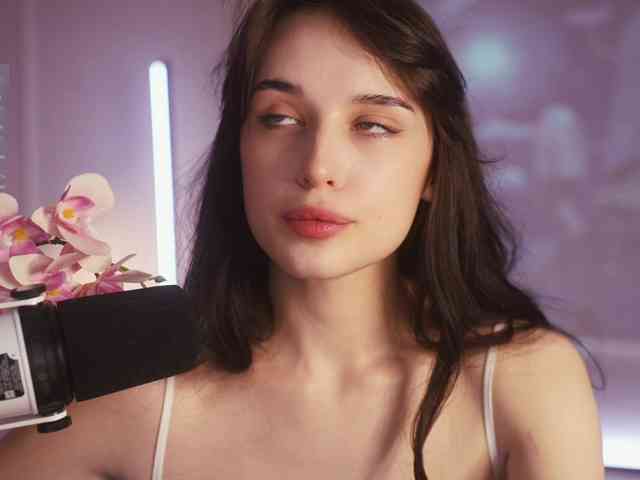 HorneyJozy webcam
