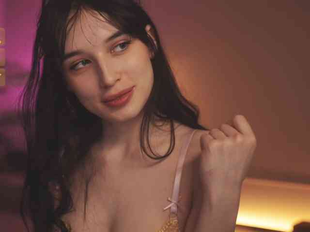 HorneyJozy webcam