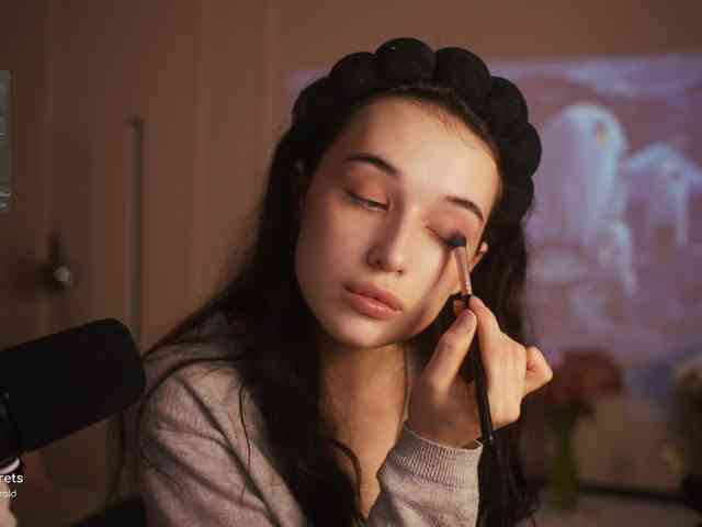 HorneyJozy webcam
