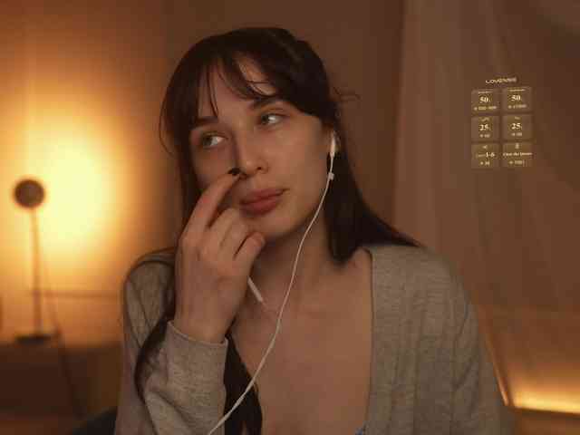 HorneyJozy webcam