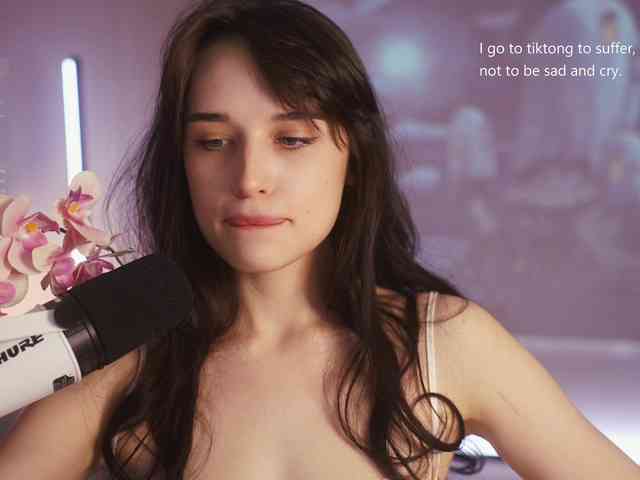 HorneyJozy webcam