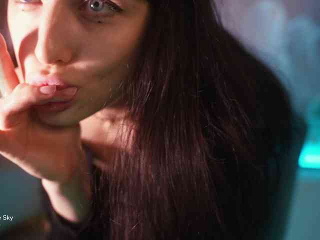 HorneyJozy webcam