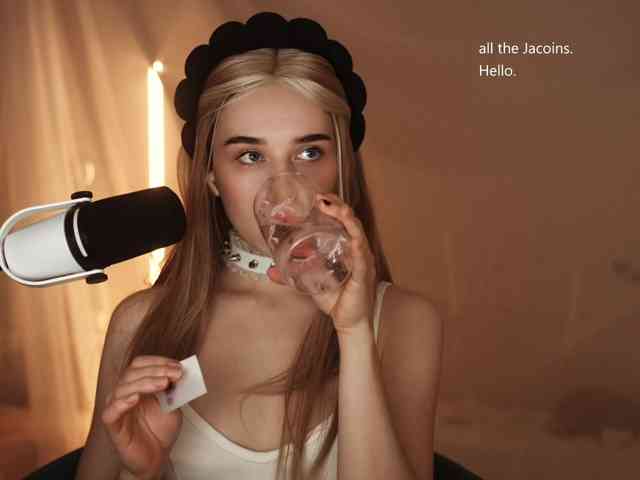 HorneyJozy webcam