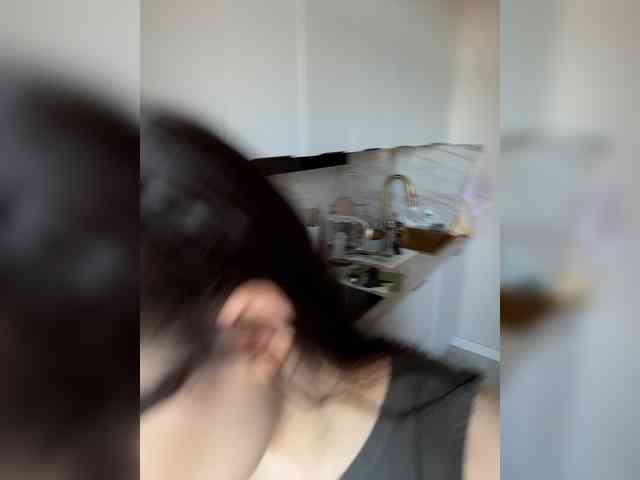 HorneyJozy webcam