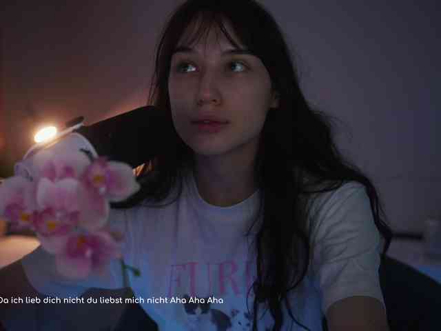HorneyJozy webcam