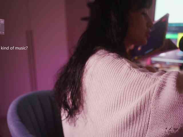 HorneyJozy webcam