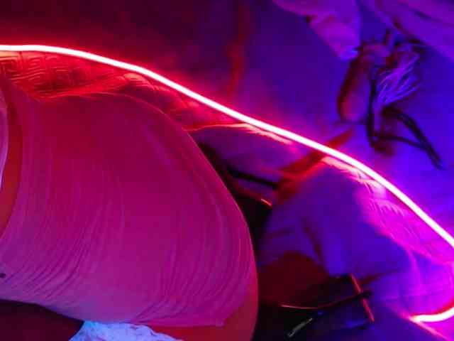 LollaSexDoc webcam