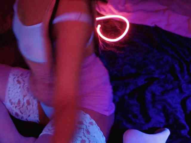 LollaSexDoc webcam