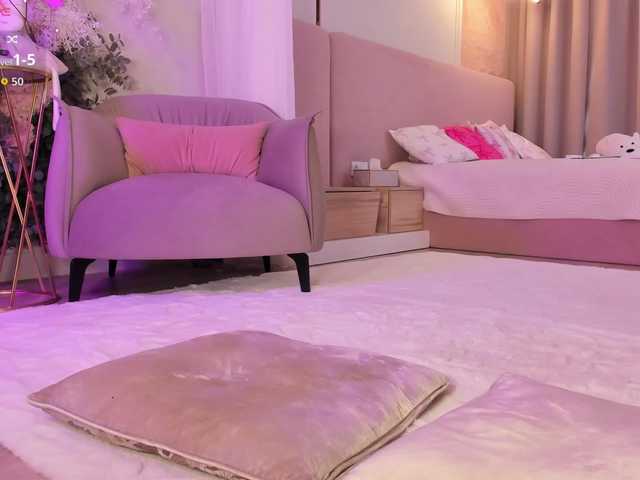 go to chat with Mia_Milasheva