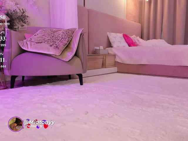 Mia_Milasheva webcam