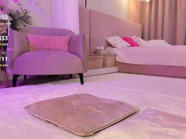 Mia_Milasheva webcam