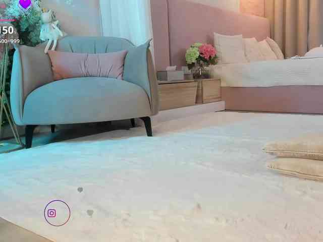 Mia_Milasheva webcam