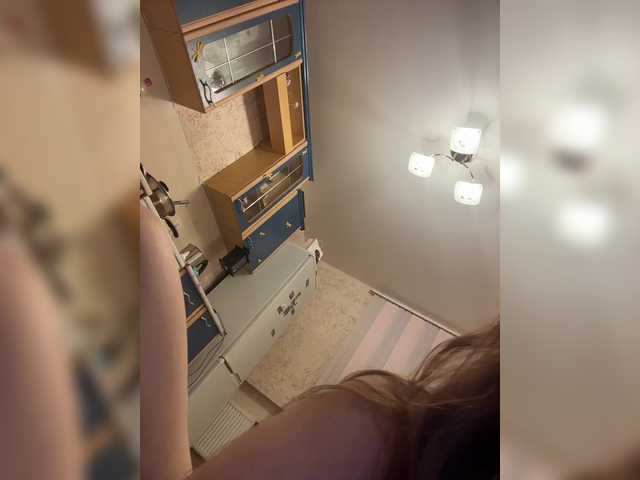 LittleDelora's BongaCams show and profile