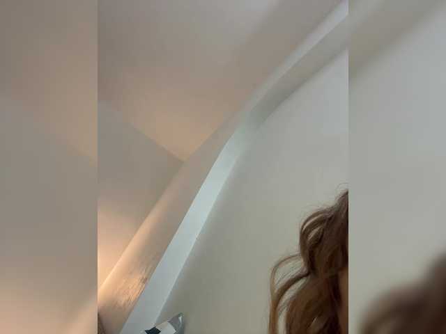 LittleDelora live cam on BongaCams
