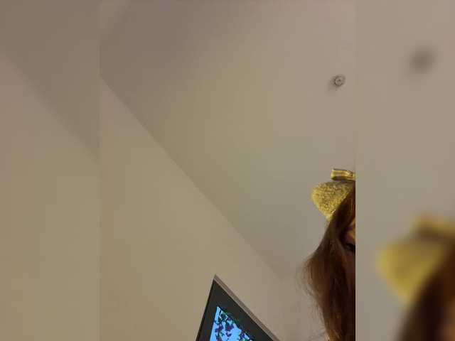 LittleDelora live cam on BongaCams