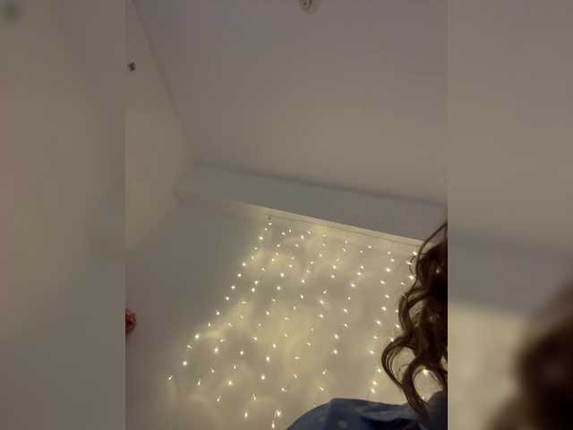 LittleDelora live cam